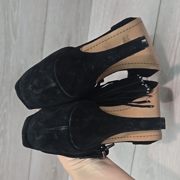 Torrid Black Women's Suede Ankle Strap Open Toe Heels Shoes Sz 8.5W - Picture 6 of 11